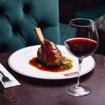 Dining at Fibber McGee's Bunratty